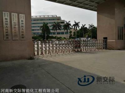 滑縣工廠伸縮門選購指南 集成計(jì)算機(jī)系統(tǒng)的智能化門禁解決方案